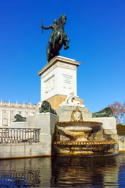 Madrid Spain January 2018 Morning View Monument Felipe Royal Palace — Stok fotoğraf