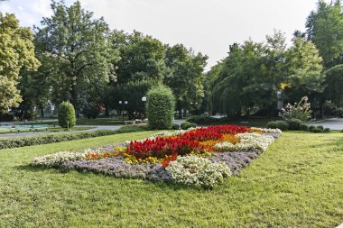 Stara Zagora, Bulgaristan - 5 Ağustos 2018: Park merkezi olan şehir Stara Zagora, Bulgaristan
