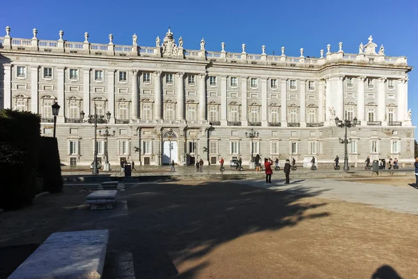 Madrid Spanyolország 2018 Január Nézd Homlokzat Royal Palace Madrid Spanyolország — Stock Fotó