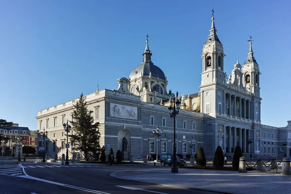 Madrid Spanya Ocak 2018 Almudena Katedrali Madrid Şehir Spanya Nın — Stok fotoğraf