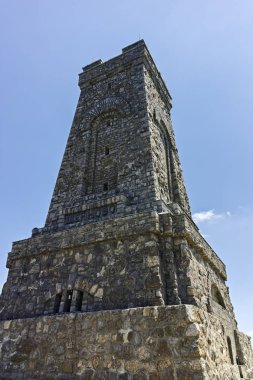 Shipka, Bulgaristan - 6 Temmuz 2018: Ulusal Anıt özgürlük Shipka ve Balkan dağlarına, Stara Zagora bölge, Bulgaristan