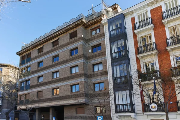 Madrid Spanien Januar 2018 Typisches Gebäude Und Straße Der Stadt — Stockfoto