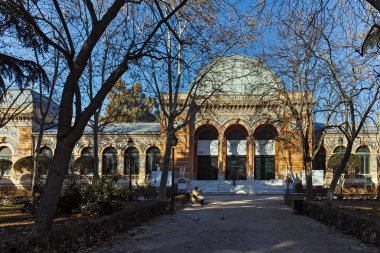 Madrid, İspanya - 22 Ocak 2018: Palace Velazquez Retiro Park City, Madrid, İspanya