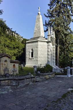 Dryanovo Manastırı, Bulgaristan - 6 Temmuz 2018: On dokuzuncu yüzyıl Dryanovo Manastırı Aziz Başmelek Michael, Gabrovo bölgesi, Bulgaristan