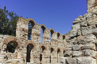 Nesebar, Bulgaristan - 12 Ağustos 2018: Kalıntıları, antik kilise olan Ayasofya Nessebar kasaba, Burgaz bölge, Bulgaristan