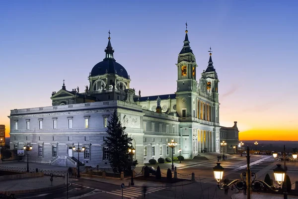 Madrid España Enero 2018 Vista Nocturna Catedral Almudena Madrid España — Foto de Stock