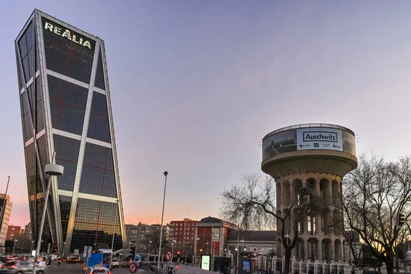 Madrid España Enero 2018 Increíble Paisaje Urbano Puerta Europa Kio — Foto de Stock