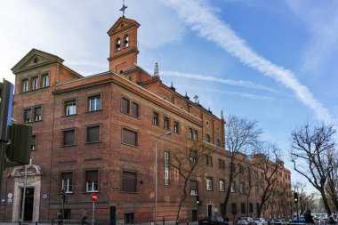 Madrid, İspanya - 23 Ocak 2018: Bina College of Madrid şehir, İspanya İsa'nın kutsal kalbi