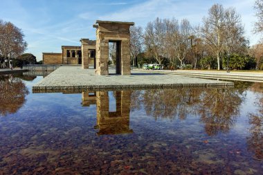 Madrid, İspanya - 23 Ocak 2018: görünüm Debod Tapınağı şehir Madrid, İspanya, Amazing