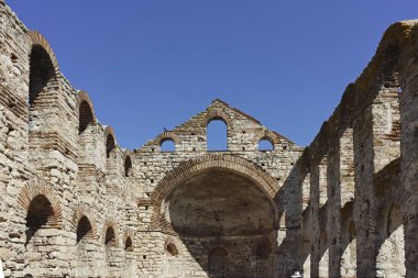 Nessebar, Bulgaristan - 12 Ağustos 2018: Kalıntıları, antik kilise olan Ayasofya Nessebar kasaba, Burgaz bölge, Bulgaristan