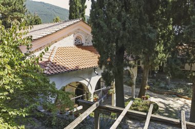 Maglizh Manastırı, Bulgaristan-5 Ağustos 2018: Ortaçağ Maglizh manastır Panoraması Saint Nicholas, Stara Zagora bölgesi, Bulgaristan