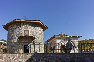 Gigintsy Manastırı, Bulgaristan - 7 Ekim 2018: Ortaçağ Çarnogorski (Gigintsy) Manastırı St. Kozma ve Damyan, Pernik Bölgesi, Bulgaristan