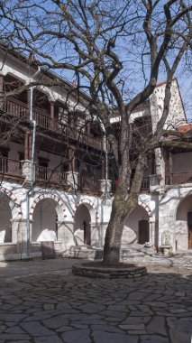 Bachkovo Manastırı, Bulgaristan - 4 Şubat 2019: Bachkovo Manastırı Dormition Tanrı, Bulgaristan anası, ortaçağ binaları