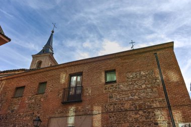 Madrid, İspanya - 23 Ocak 2018: Ortaçağ bina Church of San Nicolas şehir Madrid, İspanya