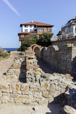 Nessebar, Bulgaristan - 12 Ağustos 2018: Harabeleri, antik kilise kutsal anne Eleusa kasaba Nessebar, Burgaz bölge, Bulgaristan