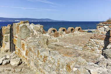 Nessebar, Bulgaristan - 12 Ağustos 2018: Harabeleri, antik kilise kutsal anne Eleusa kasaba Nessebar, Burgaz bölge, Bulgaristan