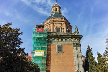 Madrid, İspanya - 23 Ocak 2018: St Andrew Kilisesi Madrid şehir, İspanya görünümünü şaşırtıcı