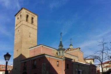 Madrid, İspanya - 23 Ocak 2018: Madrid şehir, İspanya San Pedro el gerçek kilise görünümünü şaşırtıcı