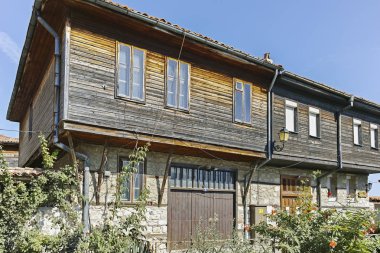 Nessebar, Bulgaristan - 12 Ağustos 2018: Tipik sokak eski kasaba Nessebar, Burgaz bölge, Bulgaristan