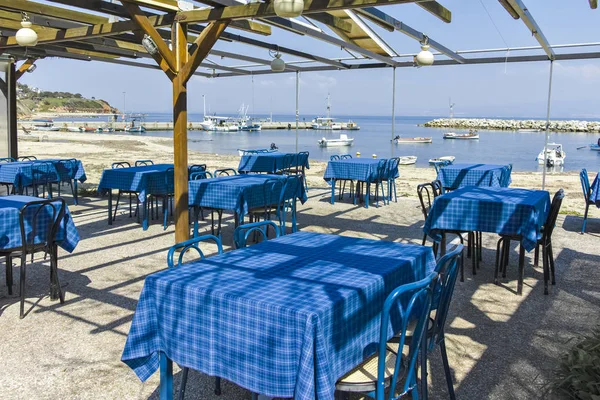 Nea Fokea Kassandra Grecia Marzo 2019 Restaurante Típico Griego Playa —  Fotos de Stock