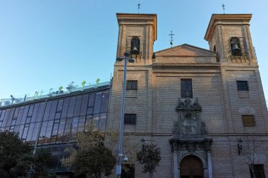 Madrid, Ispanya-Ocak 24, 2018: Iglesia de San Martin de Tours of Madrid, Ispanya sabah görünümü