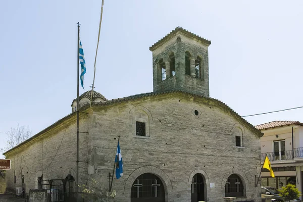 Iglesia ortodoxa en la histórica ciudad de Afytos, Grecia — Foto de Stock