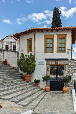 Xanthi eski kasabasında sokak ve eski ev, Yunanistan