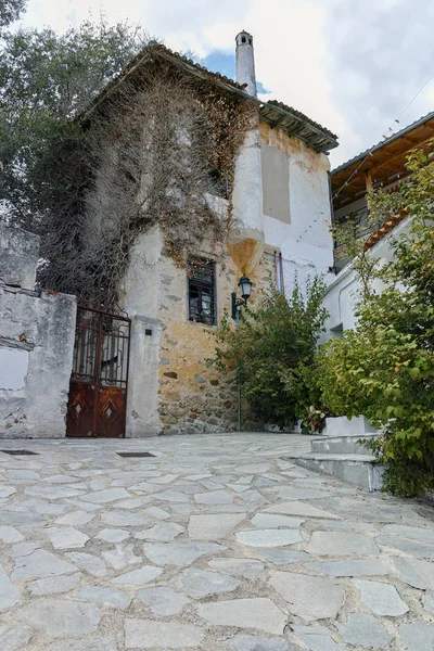 ギリシャ、ザンティの旧市街の通りと古い家 — ストック写真