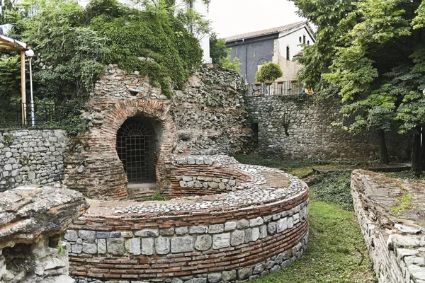 Réserve architecturale et historique La vieille ville de Plo — Photo