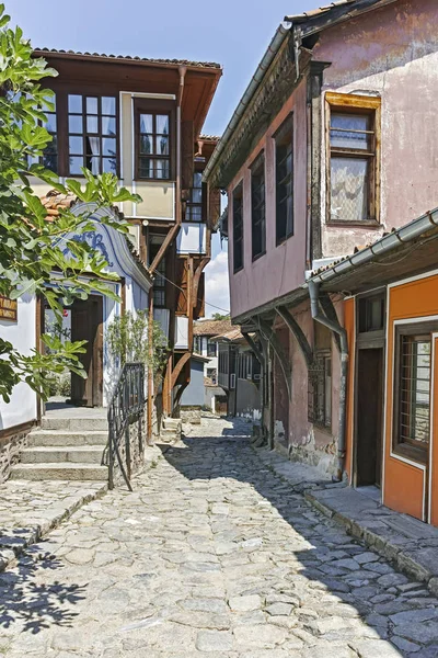 Plovdiv şehrinin eski şehrinde on dokuzuncu yüzyıl evleri, Bulgar — Stok fotoğraf