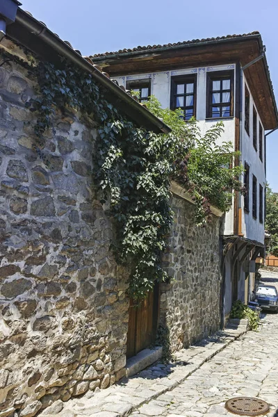 Häuser aus dem neunzehnten Jahrhundert in der Altstadt von Plowdiw, Bulgarien — Stockfoto