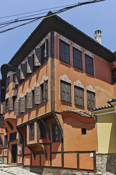 1800-talet hus i gamla stan i staden Plovdiv, Bulgar — Stockfoto