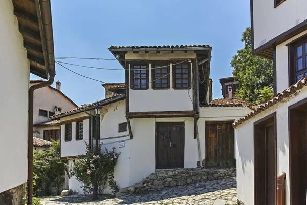 Häuser aus dem neunzehnten Jahrhundert in der Altstadt von Plowdiw, Bulgarien — Stockfoto