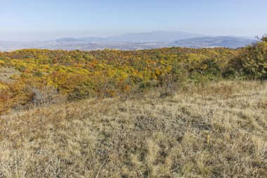 Cherna Gora (Monte Negro) dağının sonbahar manzarası, Bulgaristan