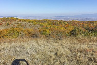 Cherna Gora (Monte Negro) dağının sonbahar manzarası, Bulgaristan