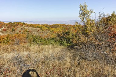Cherna Gora (Monte Negro) dağının sonbahar manzarası, Bulgaristan