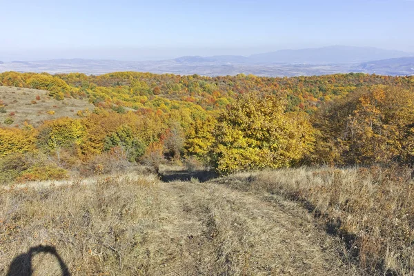 Cherna Gora (Monte Negro) dağının sonbahar manzarası, Bulgaristan