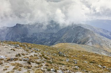 Musala zirvesinden panoramik manzara, Rila dağı, Bulgaristan