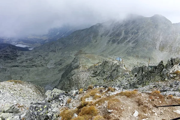 ブルガリアのリラ山、ムサラ山に登るハイキングルート — ストック写真