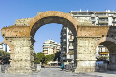 Yunanistan 'ın Selanik kentinde bulunan Galerius Roma Kemeri