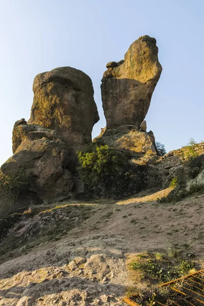 불가리아의 벨로 그 마크 바위로 이루어진 암석 층 — 스톡 사진