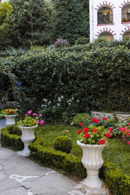 Dragalentsi Manastırı, Bulgaristan - 3 Eylül 2019: Bulgaristan 'ın Vitosha Dağı' ndaki Ortodoks Dragalevtsi Manastırı