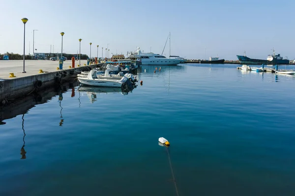 Nea Moudania Grekland Mars 2019 Kustgatan Nea Moudania Chalkidiki Centrala — Stockfoto