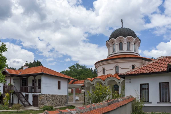 Klisura Bulgaria Junio 2020 Monasterio Ortodoxo Klisura Dedicado Santa Parascheva —  Fotos de Stock