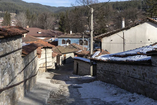 Koprivshtitsa Bulgarien Januari 2020 Typiska Gatan Och Gamla Hus Historiska — Stockfoto