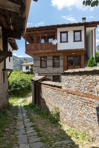 Village Kovachevitsa Avec Des Maisons Authentiques Xixe Siècle Région Blagoevgrad — Photo