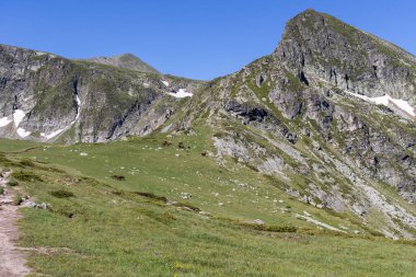 Bulgaristan 'ın Yedi Rila Gölü yakınlarındaki Rila Mountan' ın inanılmaz manzarası