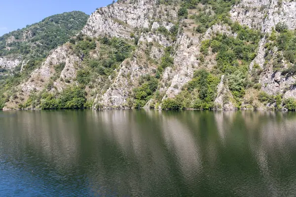 Amazing Summer Ladscape Krichim Reservoir Rhodopes Mountain Plovdiv Region Bulgarije — Stockfoto