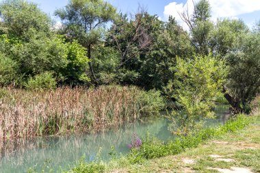 Bulgaristan 'ın Altın Panega Nehri boyunca Iskar Panega Geopark' ın hava manzarası