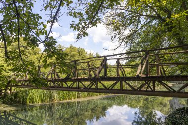 Bulgaristan 'ın Altın Panega Nehri boyunca Iskar Panega Geopark' ın hava manzarası
